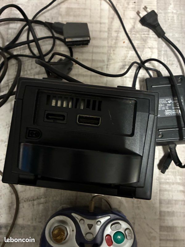 Console nintendo gamecube noire (image 2)