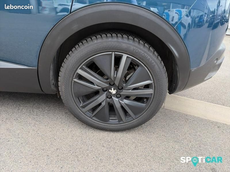 Peugeot 3008 HYBRID4 300ch GT Pack e-EAT8 (image 13)