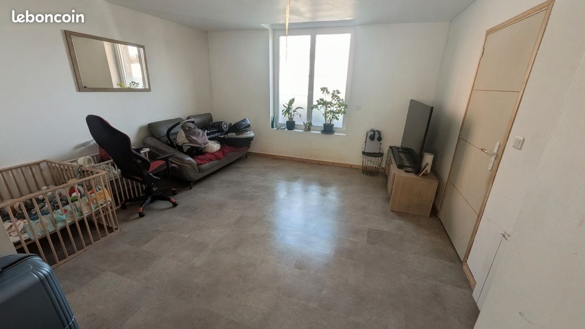 Maison 4 pièces 80 m² · à Calais · 80 m² · 815 €/mois