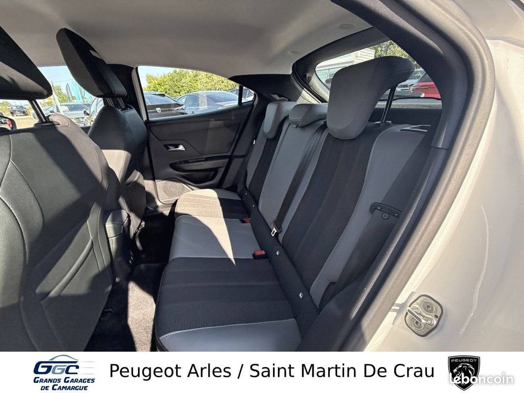 OPEL Mokka 1.2 Turbo 100 ch BVM6 Elegance (image 10)