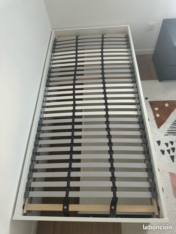 Lit IKEA (image 11)