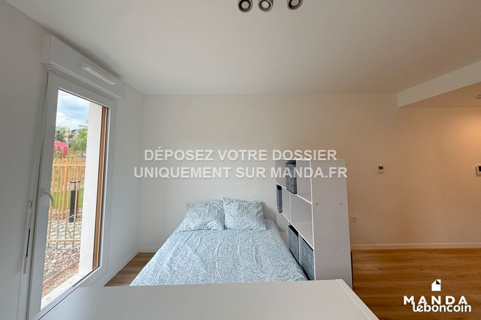 https://img.leboncoin.fr/api/v1/lbcpb1/images/29/db/1b/29db1b810e16aa42bafe83ff72380392376ad627.jpg?rule=ad-image