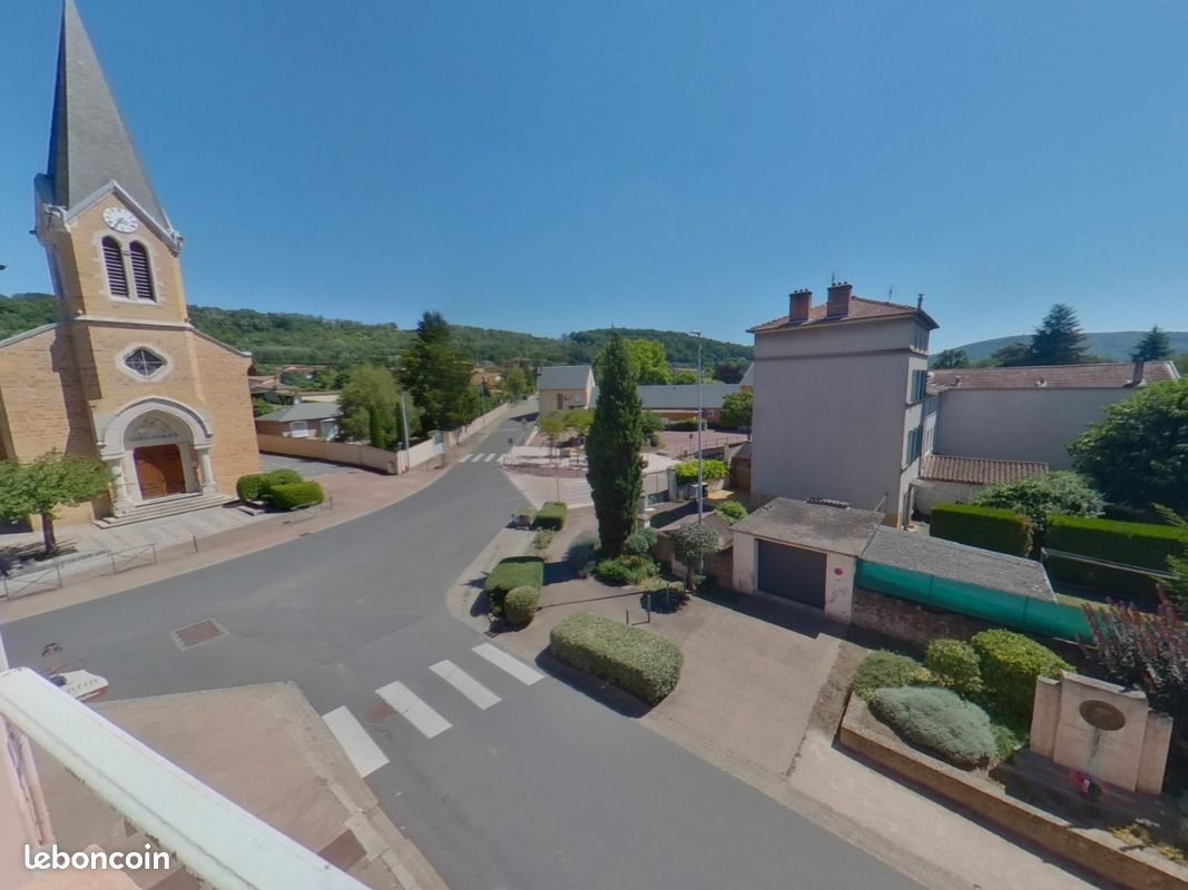 Appartement 2 pièces 54 m² · à Couzon-au-Mont-d'Or · 54 m² · 750 €/mois