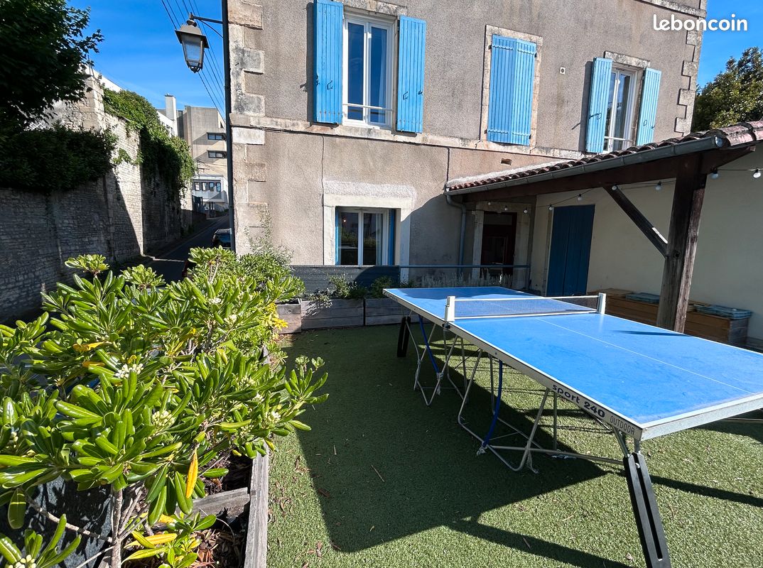 Maison 8 pièces 184 m² · à Niort · 184 m² · 340 000 €
