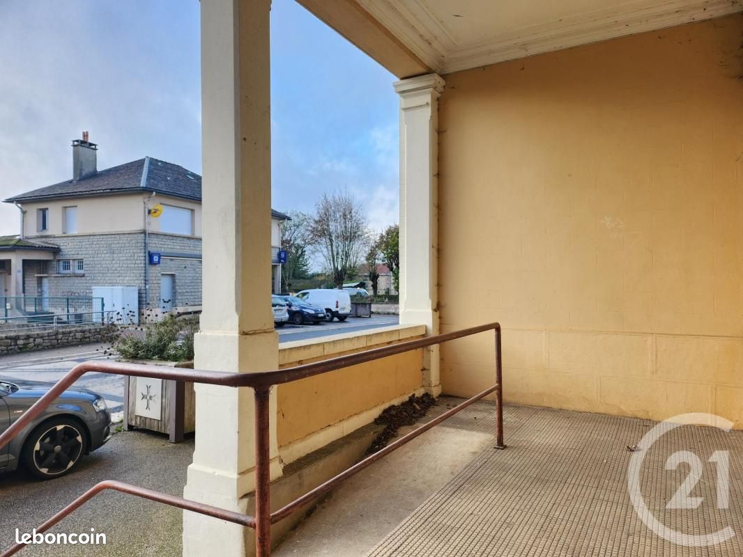 Appartement 2 pièces 35 m² · à La Cavalerie · 35 m² · 325 €