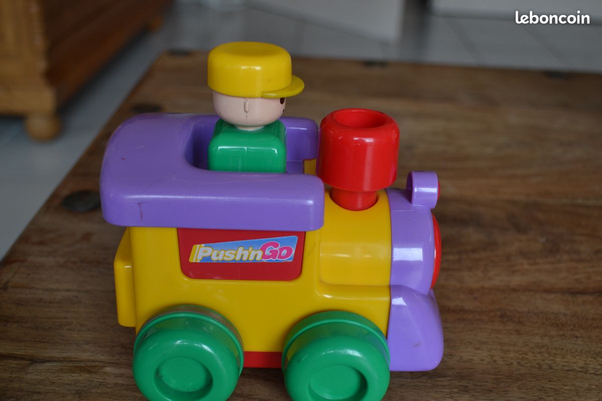 Voiture Tomy (image 2)