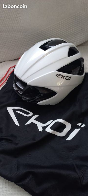 Casque EKOI AR13 Evo Blanc Noir (image 1)