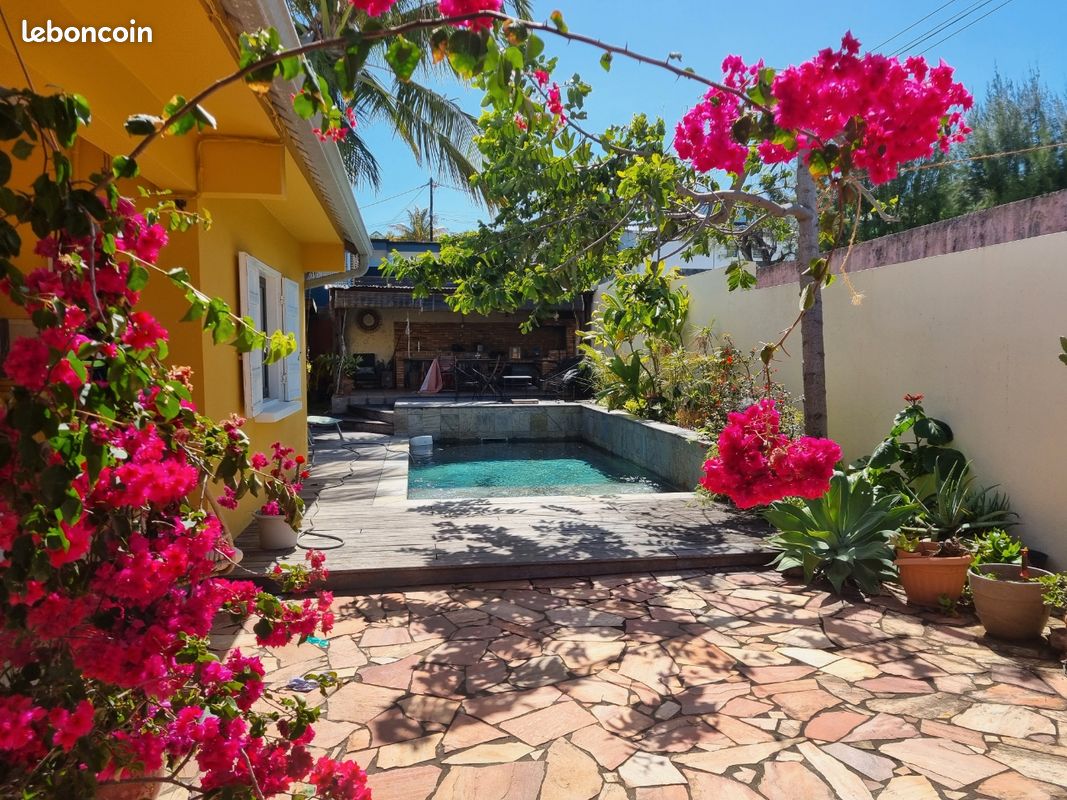 Maison 6 pièces 150 m² · à Petite-Île · 150 m² · 485 000 €