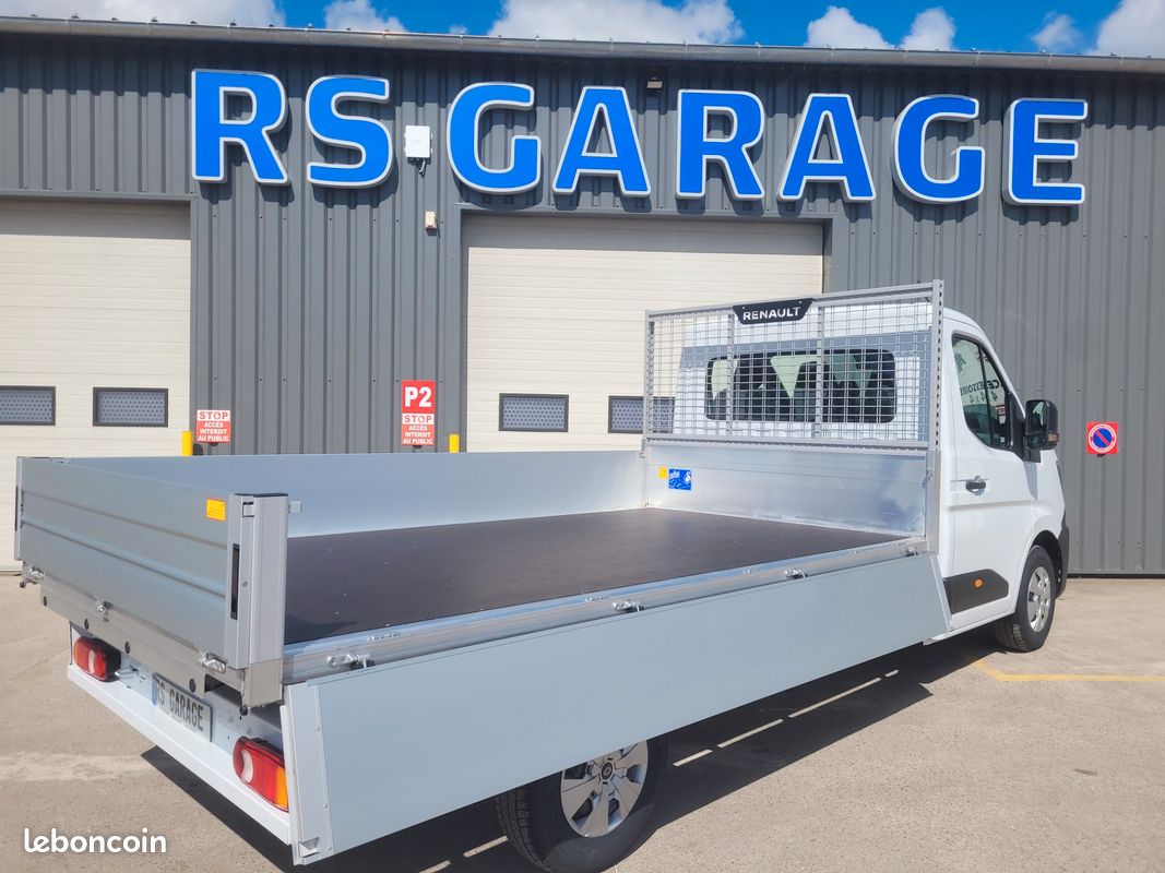 RENAULT MASTER IV CCB 35 L3H1 TRACTION 2.0 Blue DCI 150 EXTRA SIMPLE CABINE PLATEAU ALUMINIUM « JPM » 03 PLACES NEUF avec RADARS DE RECUL + CLIMATISATION + ROUE DE SECOURS ( Prix de Vente 34 990 HT ) (image 5)