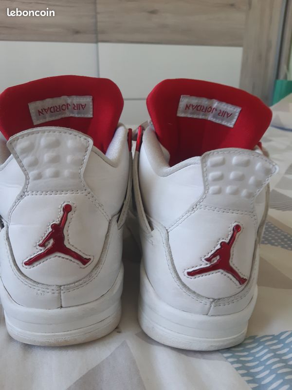 Jordan 4 métallique red (image 6)