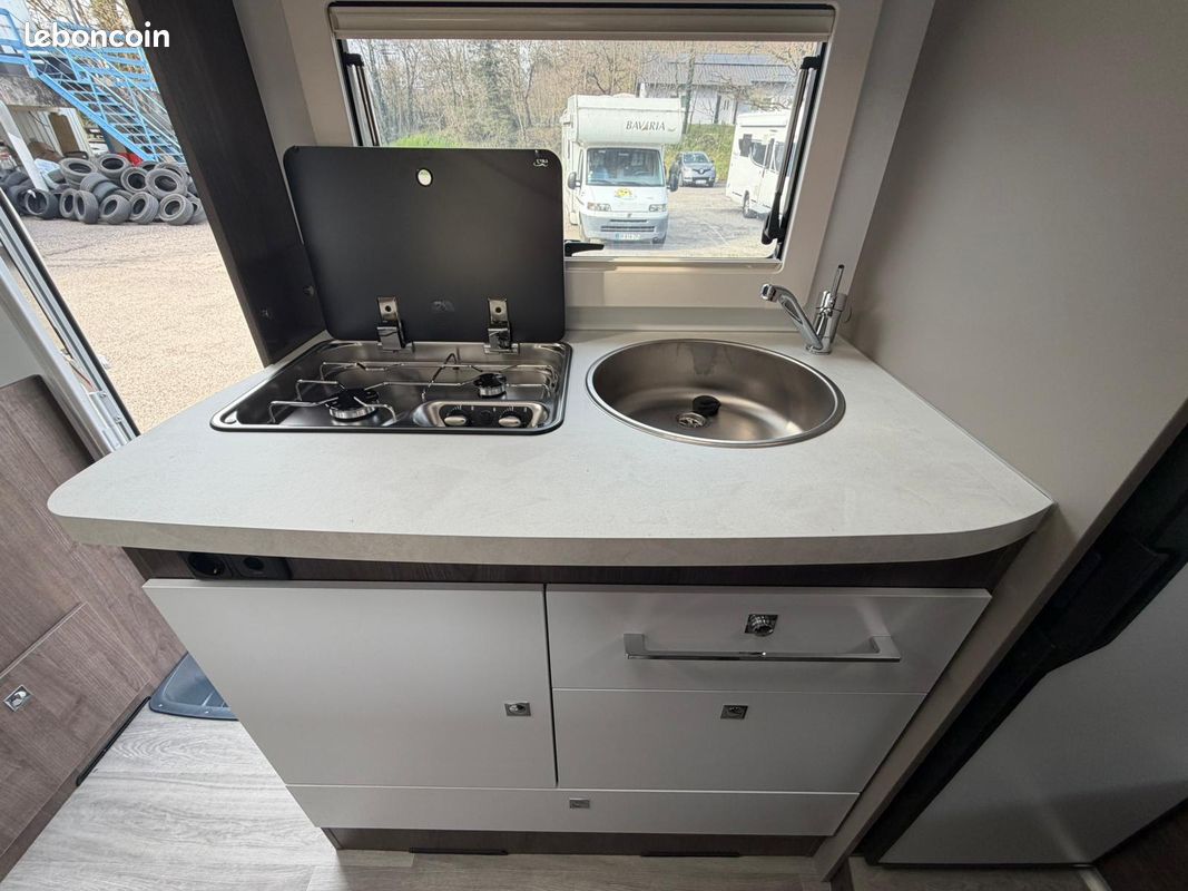 Camping car capucine BENIMAR SPORT 324 up - 2026- TOUT EQUIPE (image 7)