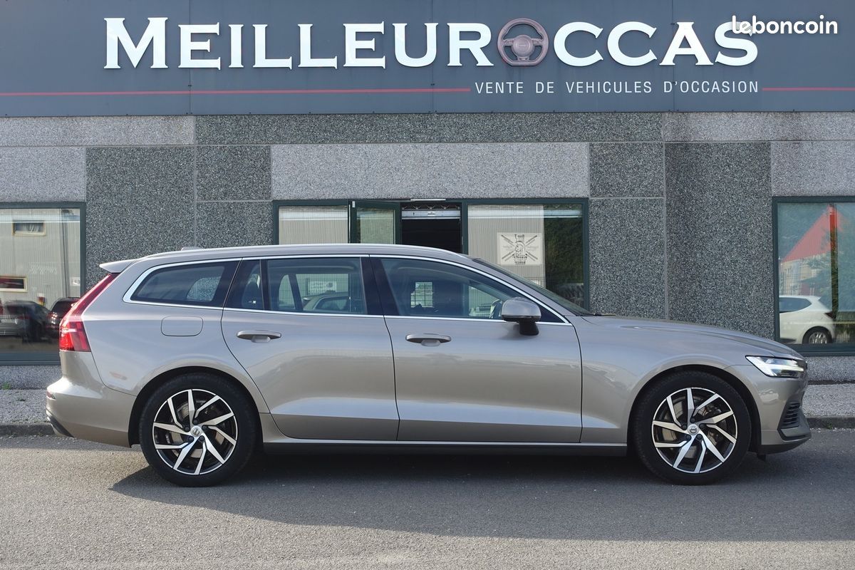 V60 T6 Awd Momentum Hybride Rechargeable Geartronic Phev 340ch Semi-cuir/Gps Europe/Carplay/Hayon électrique/Full LED/Régulateur/1*Main/Garantie 12 mois (image 6)