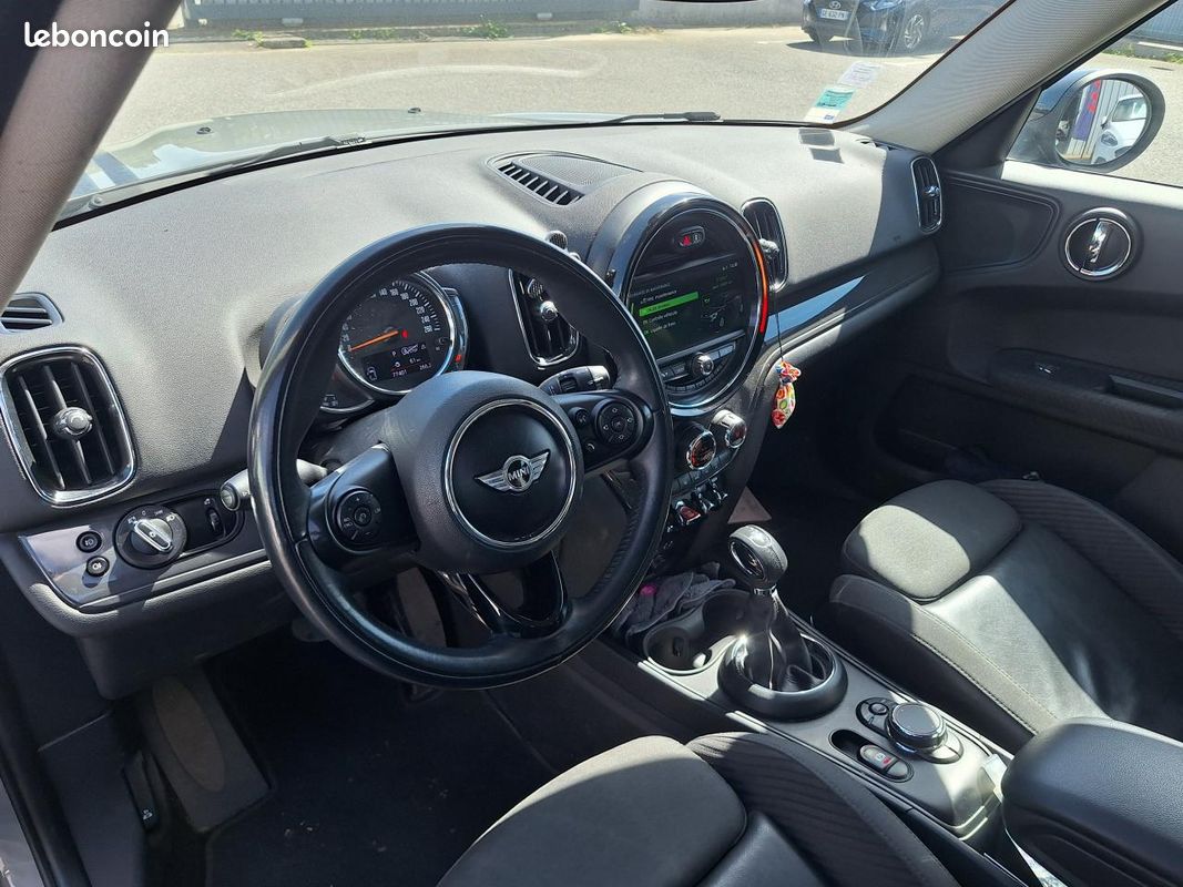Mini countryman 1.5 135 cooper red hot chili bva (image 16)