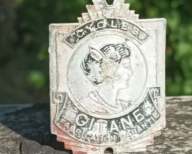 PLAQUE DE CADRE de vélo des cycles Gitane EUR 8,00 - FR PLAQUE DE CADRE de vélo des cycles Gitane EUR 8,00 - FR