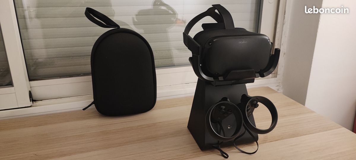 Oculus quest (image 2)