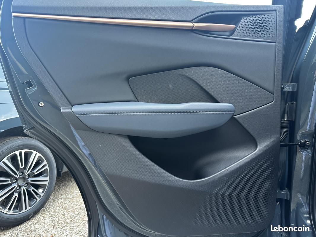Cupra Terramar 1.5 eTSI Hybrid 150 ch DSG7 V (image 12)