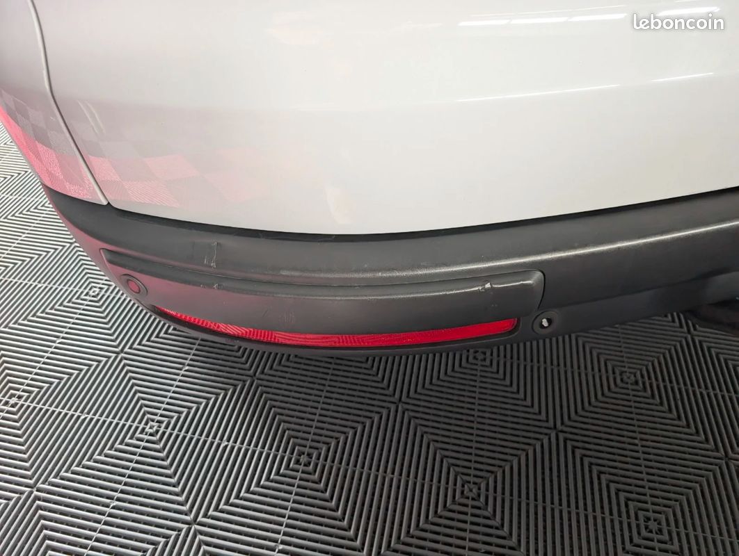 FORD GALAXY II 2.2 TDCI 200 FAP Titanium 7 places (image 47)