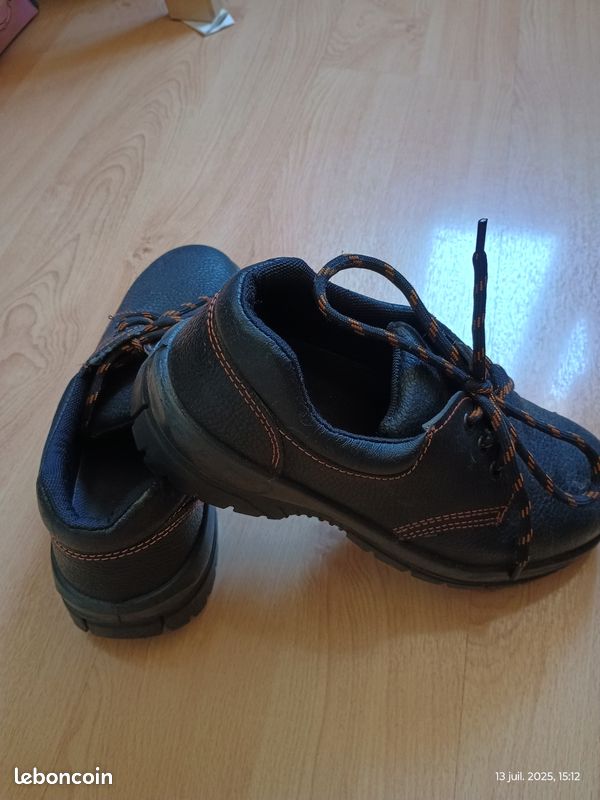 Chaussures sécurité (image 3)