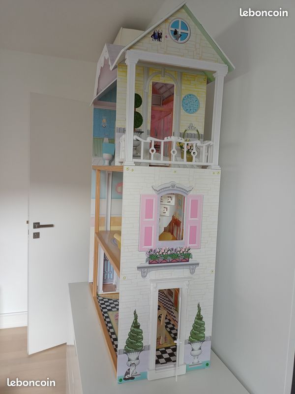 Maison de poupées Kaylee KidKraft en bon état (image 3)