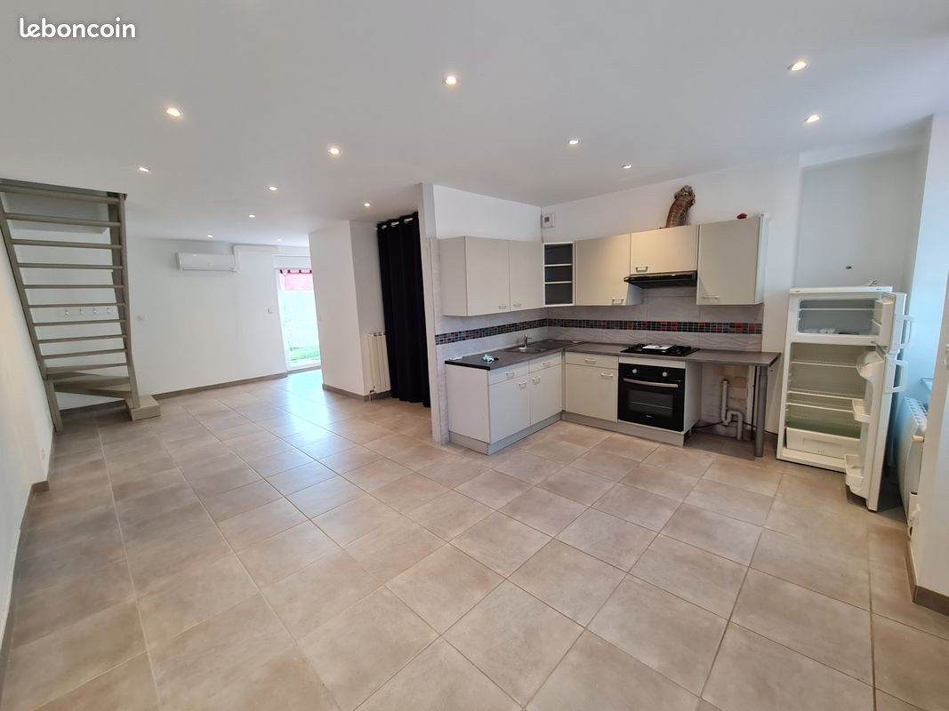 Maison 3 pièces 76 m² · à Mehun-sur-Yèvre · 76 m² · 100 000 €
