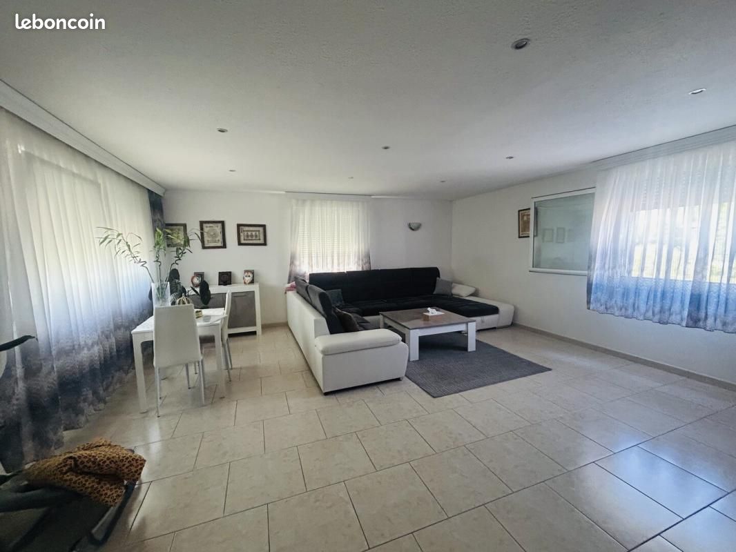 Maison 7 pièces 210 m² · à Audincourt · 210 m² · 256 000 €