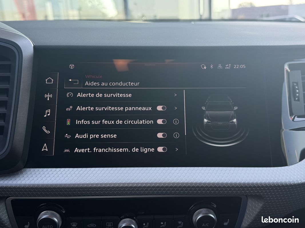 AUDI A1 Sportback 30 TFSI 116 ch S tronic 7 S Line (image 18)