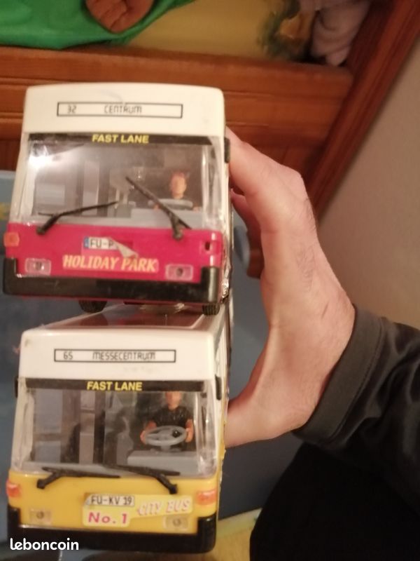 Bus friction (image 2)