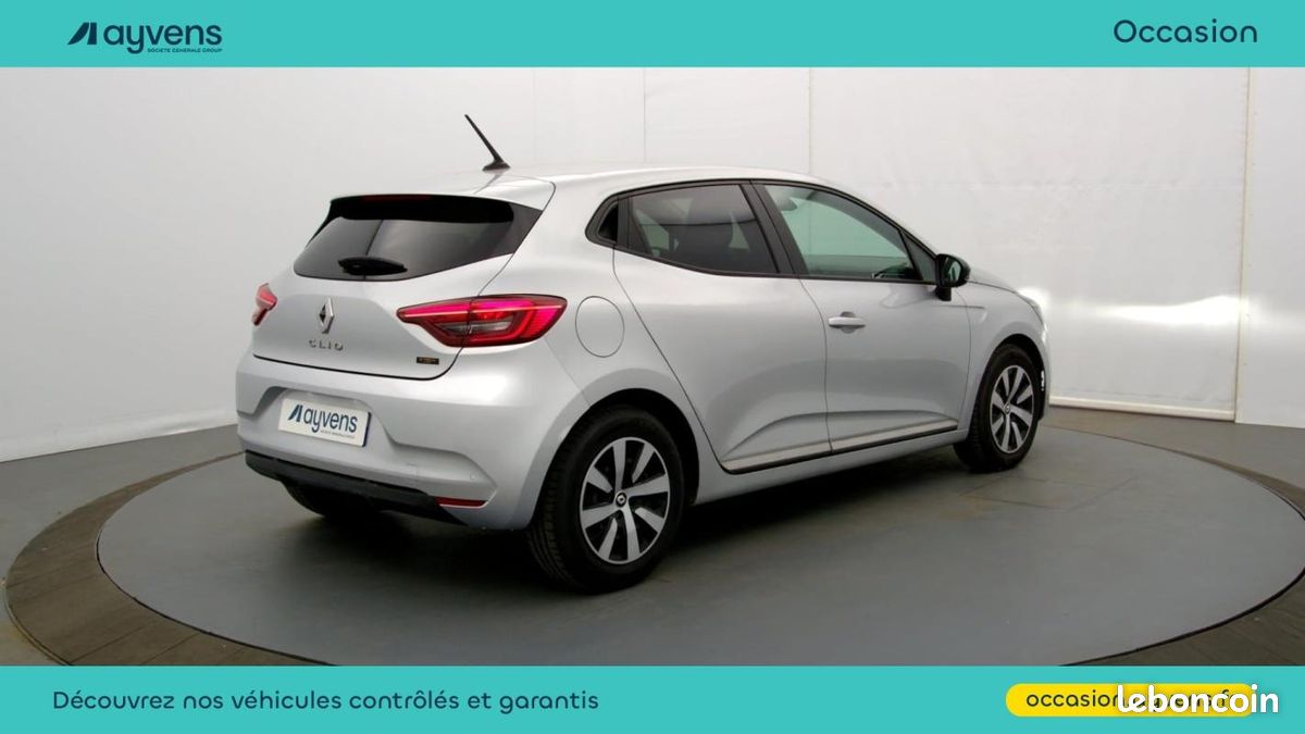 Renault Clio 1.6 E-Tech 145ch full hybrid Evolution (image 26)