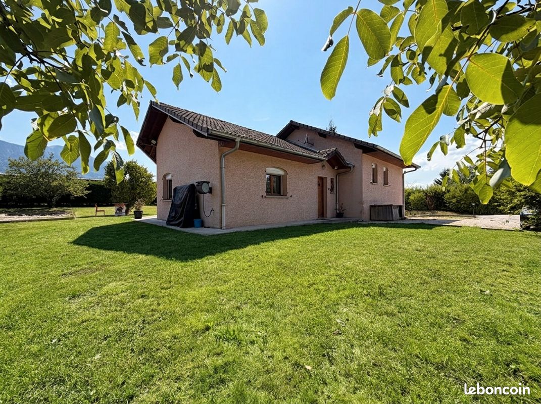 Maison 4 pièces 99 m² · à Saint-Pierre-en-Faucigny · 99 m² · 470 000 €