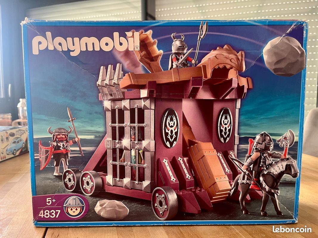Playmobil Knights 4837 - Catapulte géante et cachot (image 1)
