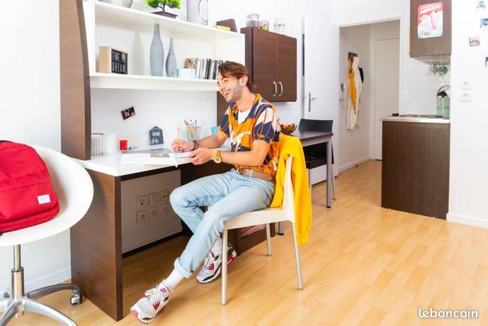 Studio 1 pièce 18 m² — 4