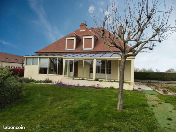 Propriété 9 pièces 205 m²