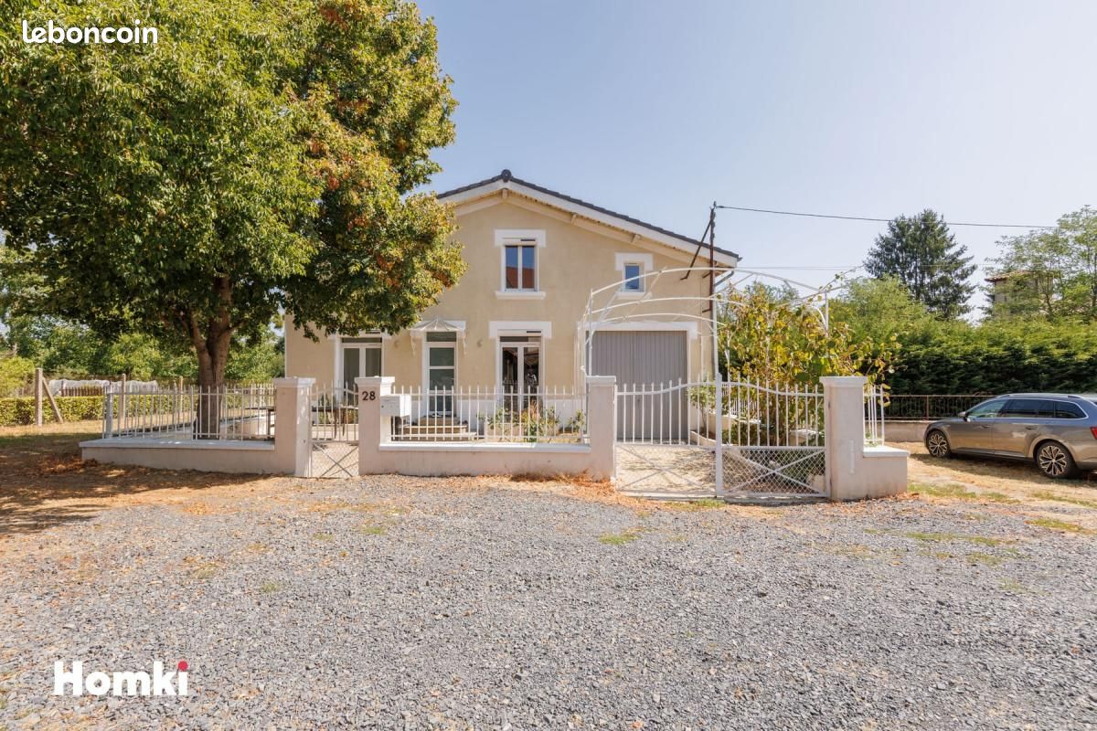 Maison 5 pièces 155 m² · à Peschadoires · 155 m² · 299 000 €