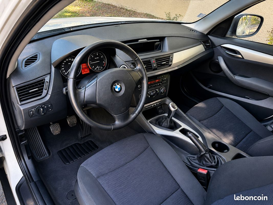 đ BMW X1 E84 xDrive 18d 2.0 143 ch 4x4 (image 4)