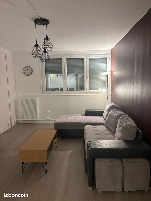 Appartement 3 pièces 65 m² · à Saint-Étienne · 65 m² · 700 €/mois