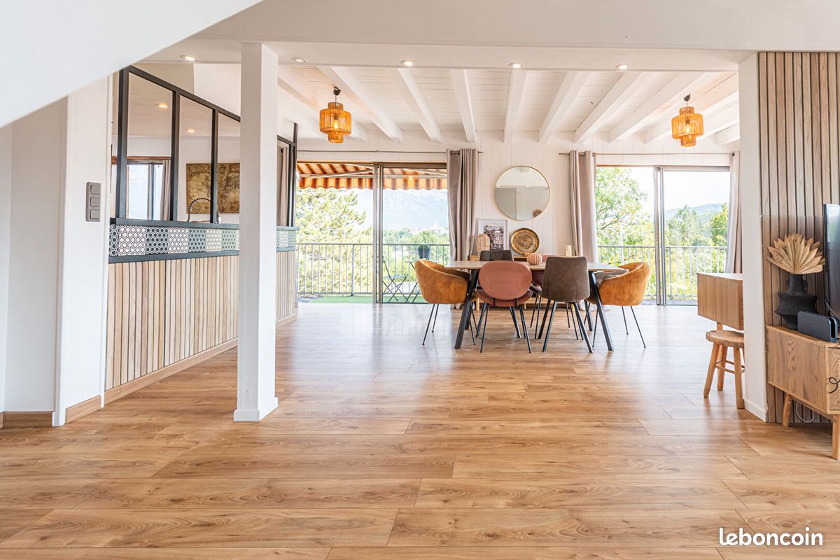 Appartement 4 pièces 154 m² · à Annecy · 154 m² · 497 000 €