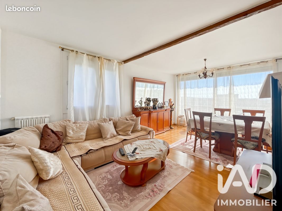 Appartement 4 pièces 83 m² · à Livry-Gargan · 83 m² · 185 000 €