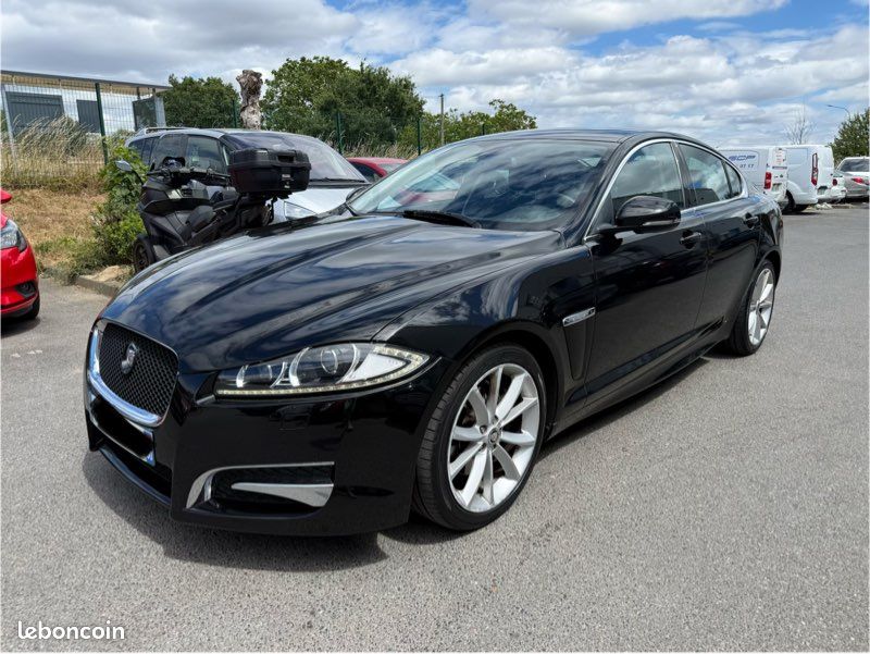 Jaguar xf (2) 3.0 v6 d 240 luxe (image 2)