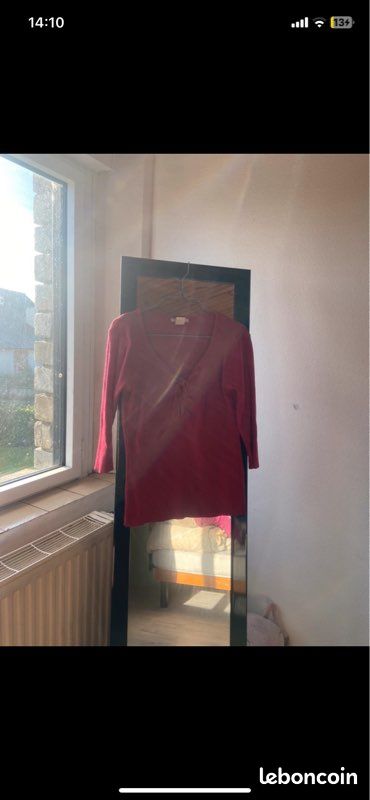 T-shirt rouge (image 1)
