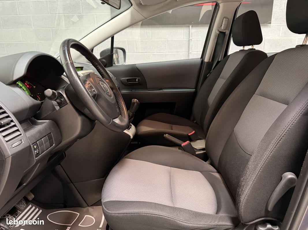 MAZDA MAZDA 5 2.0 MZR-CD 110 7PL Elégance (image 11)
