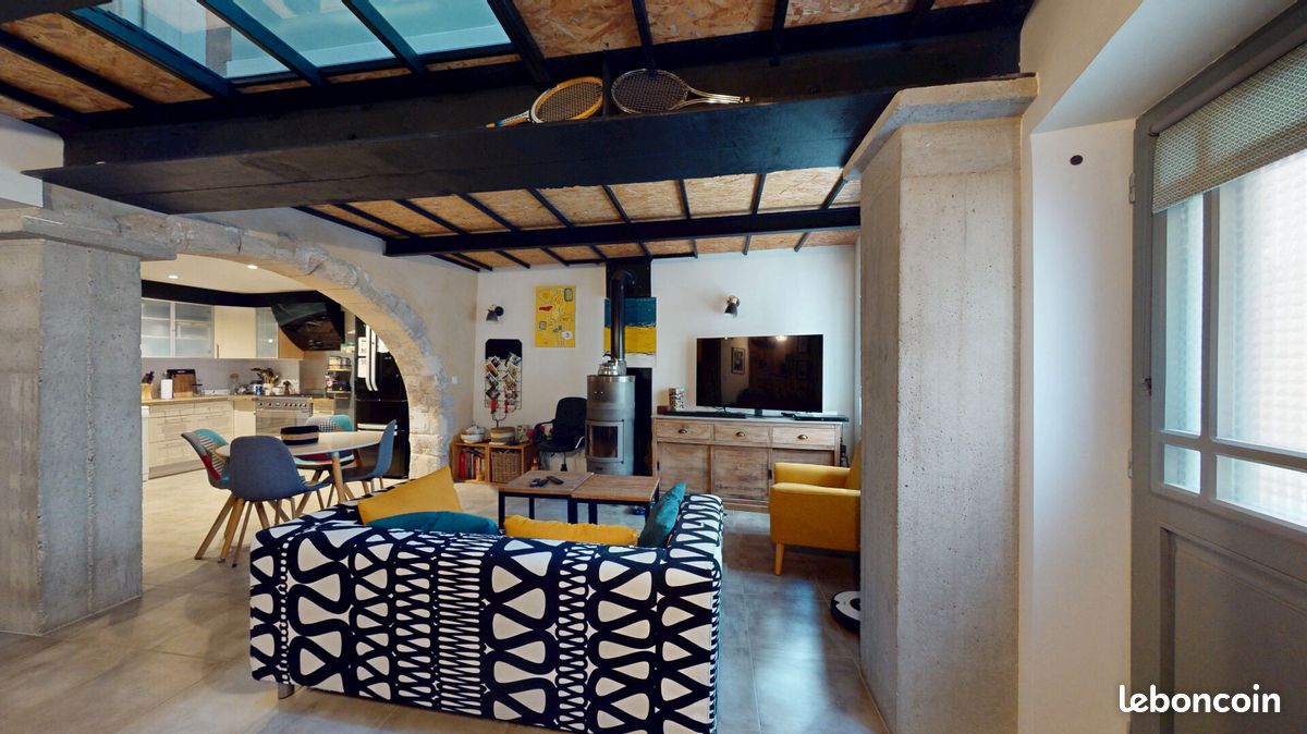 Maison 5 pièces 110 m² · à Valréas · 110 m² · 180 000 €