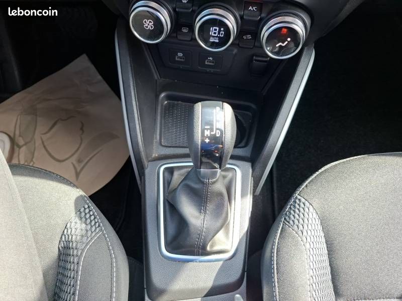 Dacia Duster TCe 150 FAP 4x2 EDC Prestige (image 25)
