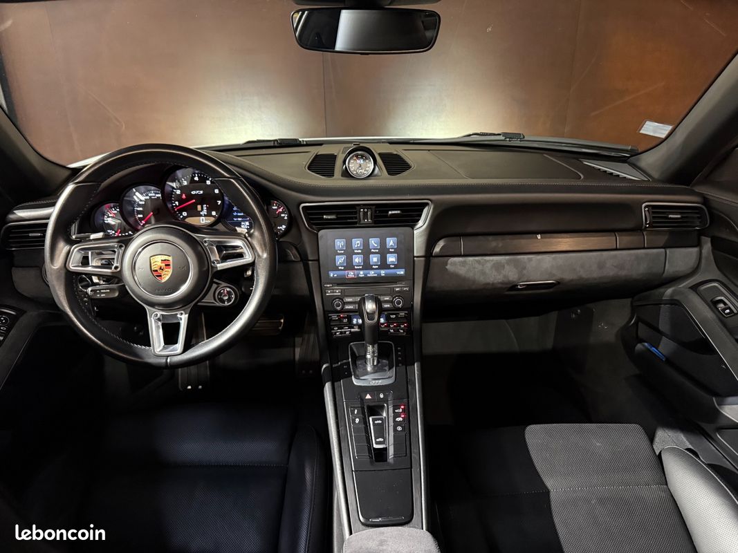 Porsche 911 991 Carrera 4 GTS Targa PDK Immat France Bose / Echappement Sport (image 20)