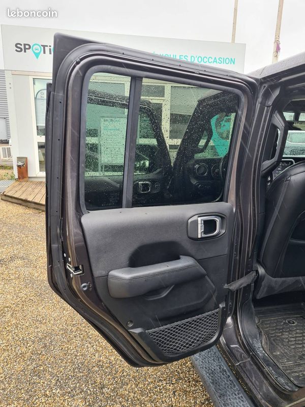JEEP Wrangler Unlimited 2.2 l MultiJet AdBlue 200 ch 4x4 BVA8 Night Eagle (image 22)