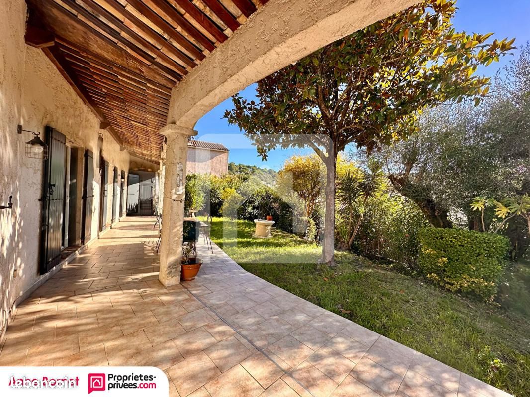 Maison 6 pièces 148 m² · à Cannes · 148 m² · 525 000 €