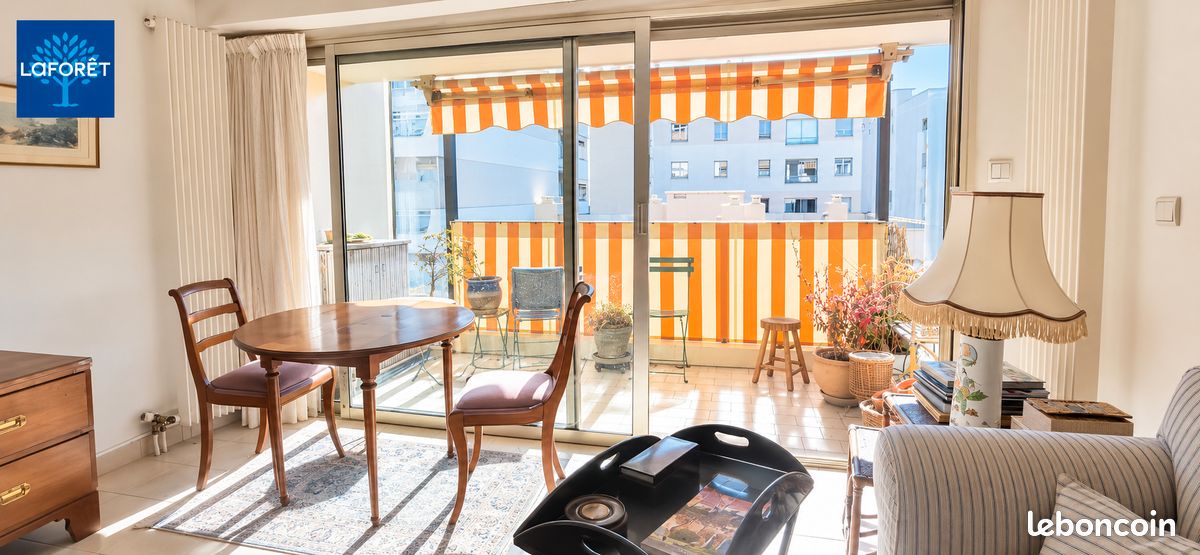 Appartement 2 pièces 52 m² · à Antibes · 52 m² · 320 000 €
