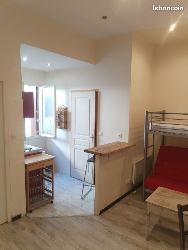 Appartement 1 pièce 20 m² · à Nîmes · 20 m² · 400 €/mois