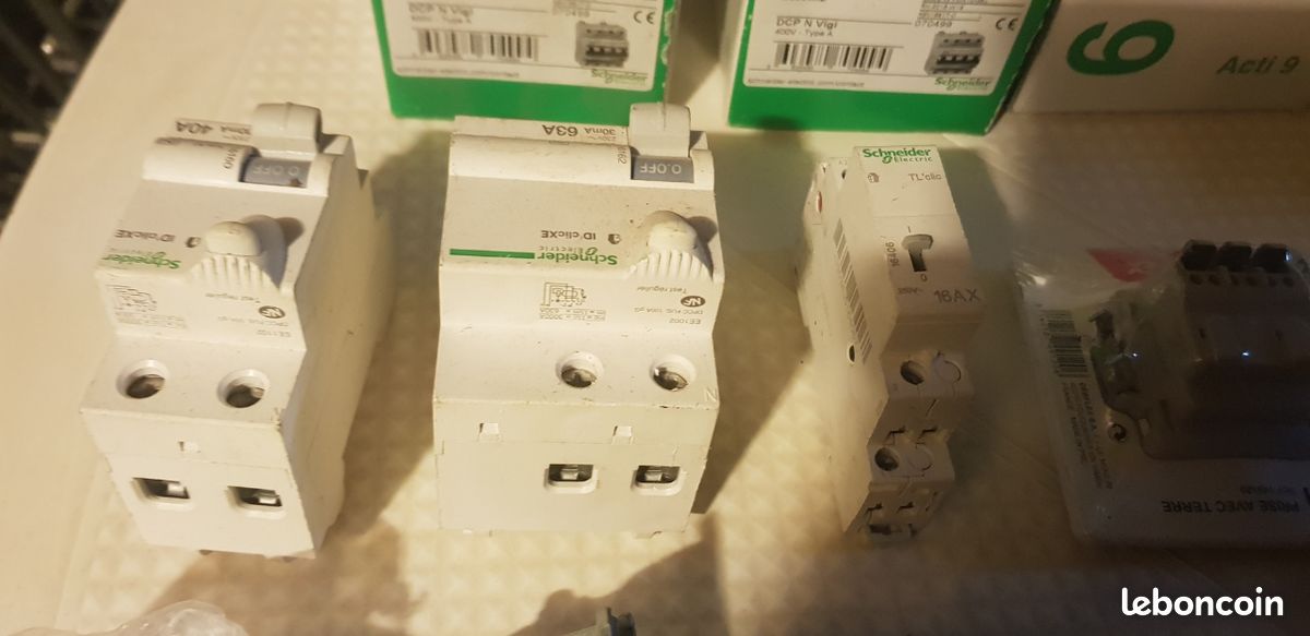 Lot Matériel électrique N°3 - Composants Neufs Pour Installation Ou Bricolage