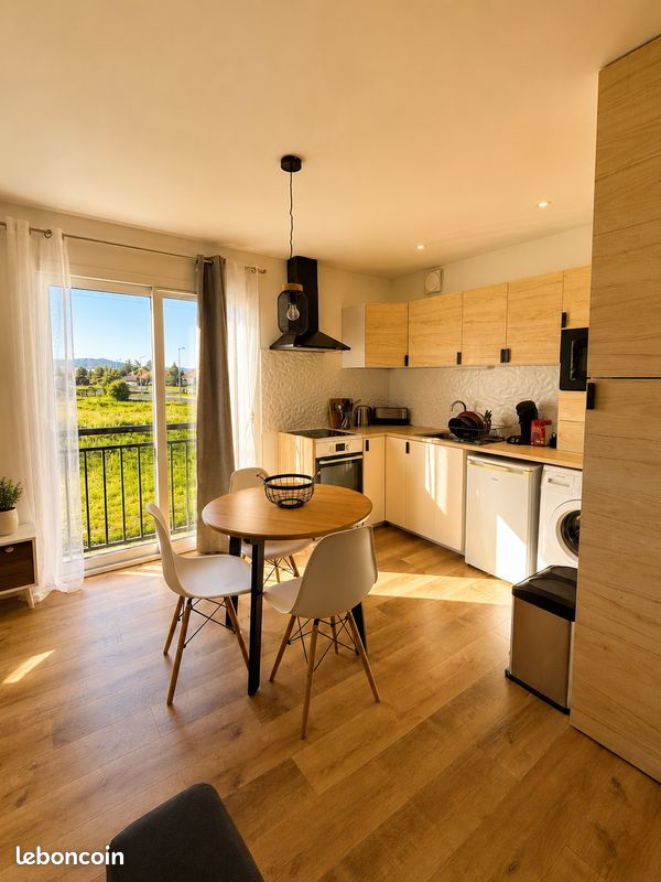 Parking 2 pièces 36 m² · à Malintrat · 36 m² · 690 €/mois