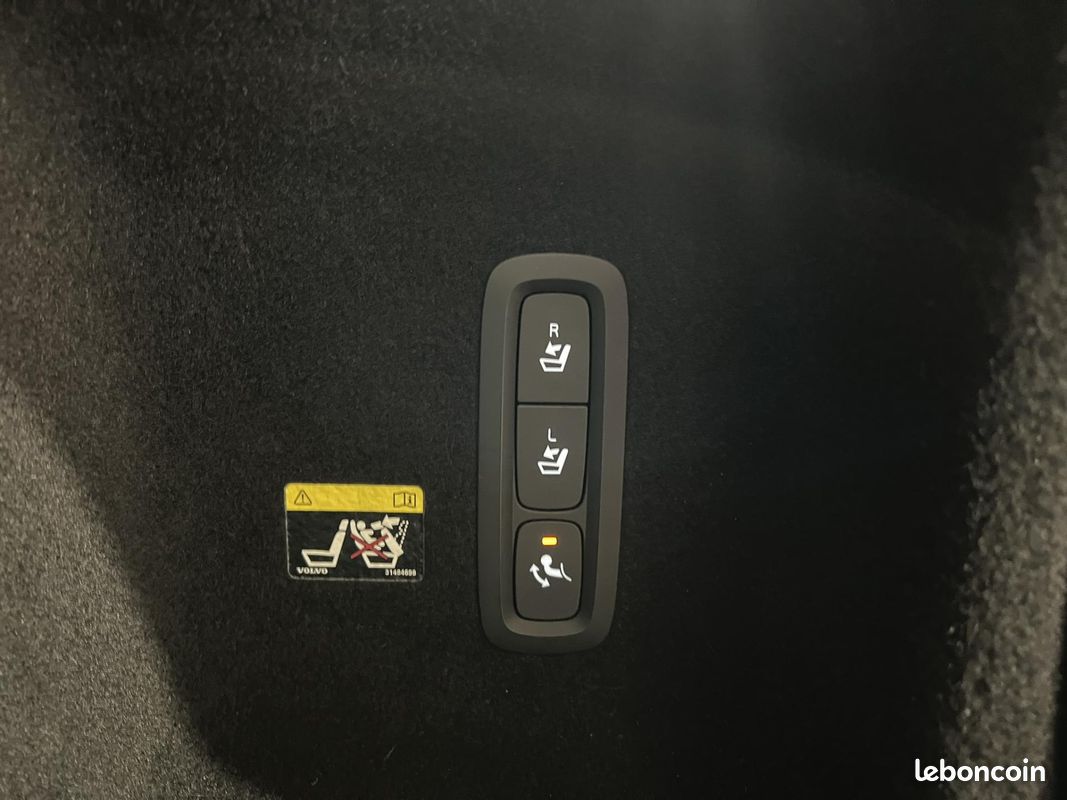 VOLVO V60 D4 190 ch Geartronic 8 Momentum (image 20)